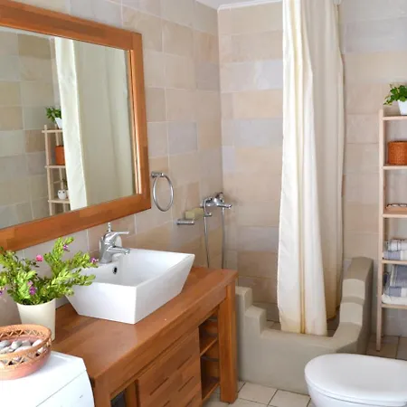 Corinthian Sun - Vacation Holiday home *