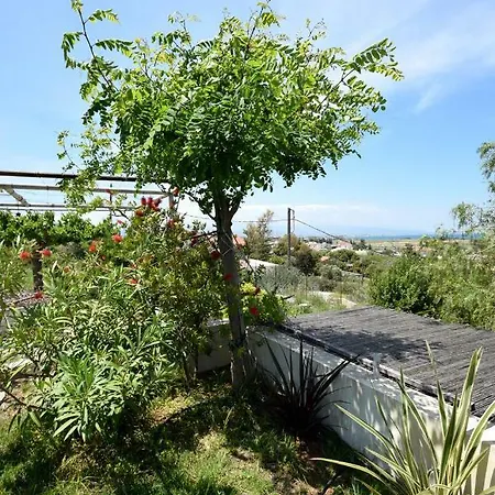 Corinthian Sun - Vacation Holiday home *