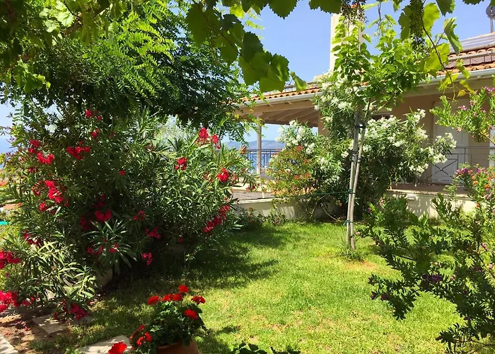 Corinthian Sun - Vacation *