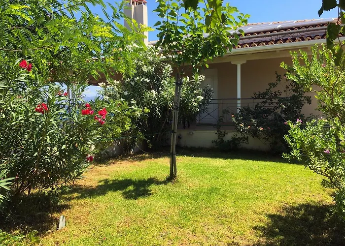 Corinthian Sun - Vacation * Corinth