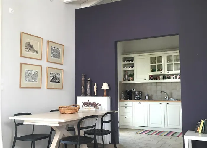 Corinthian Sun - Vacation Korinth